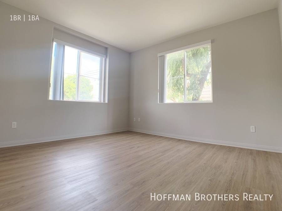 Apartment for rent at 7393 Manchester Ave #213, Los Angeles, CA 90045