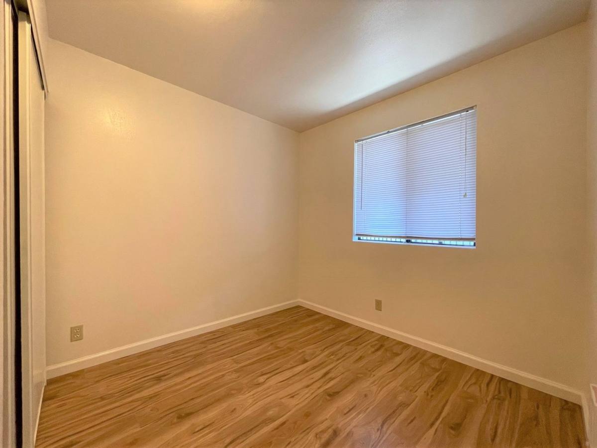 Apartment for rent at 3802 39th Ave, Oakland, CA 94619