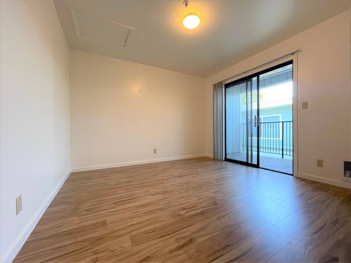 Apartment for rent at 3802 39th Ave, Oakland, CA 94619