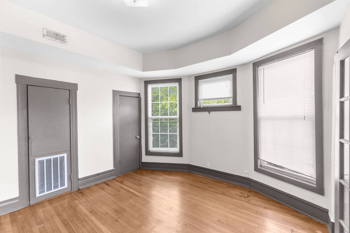 Apartment for rent at 1131 16th Ave S, Birmingham, AL 35205