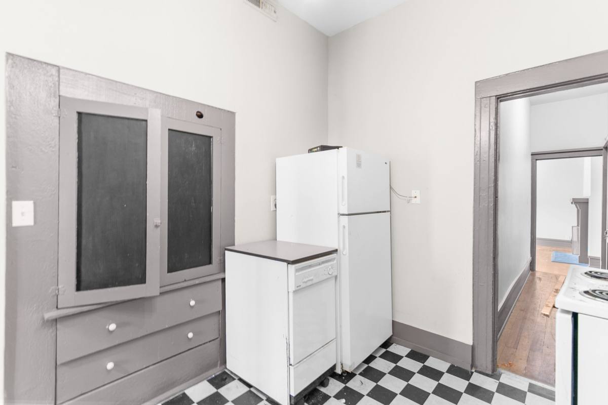Apartment for rent at 1131 16th Ave S, Birmingham, AL 35205