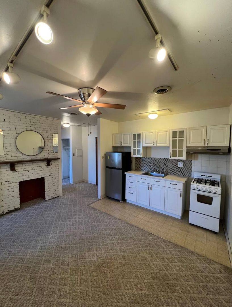 Apartment for rent at 2017 E Carson St, Pittsburgh, PA 15203