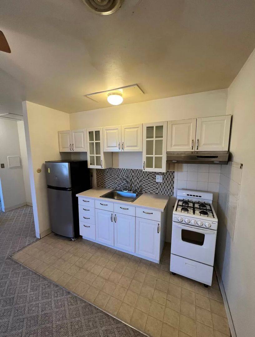 Apartment for rent at 2017 E Carson St, Pittsburgh, PA 15203
