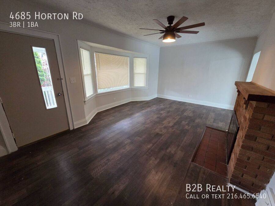 House for rent at 4685 Horton Rd, Cleveland, OH 44125