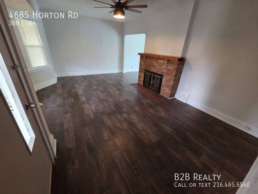 House for rent at 4685 Horton Rd, Cleveland, OH 44125