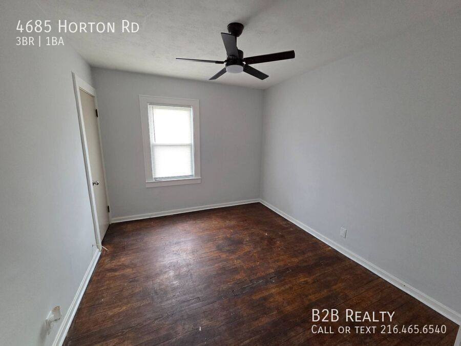 House for rent at 4685 Horton Rd, Cleveland, OH 44125