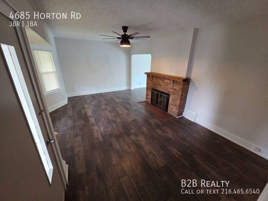 House for rent at 4685 Horton Rd, Cleveland, OH 44125