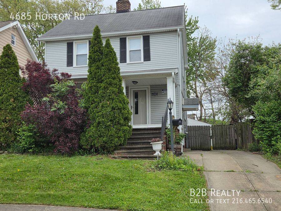 House for rent at 4685 Horton Rd, Cleveland, OH 44125