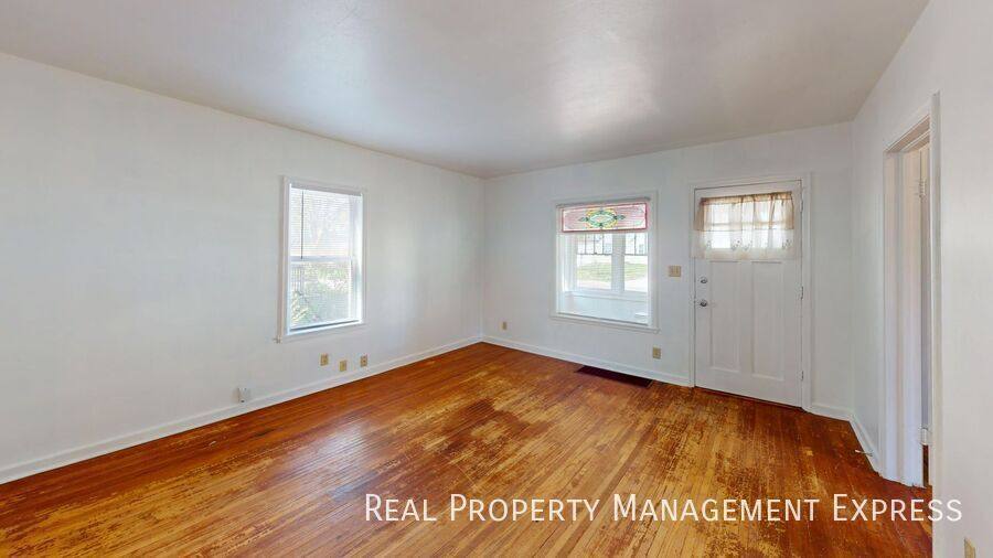 Apartment for rent at 758 S 3rd Ave, Sioux Falls, SD 57104