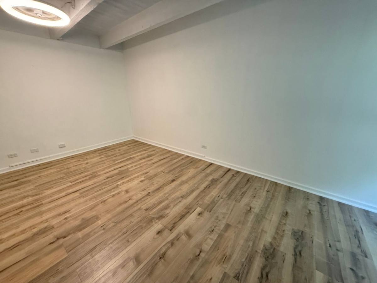 Apartment for rent at 234 Ohua Ave, Honolulu, HI 96815