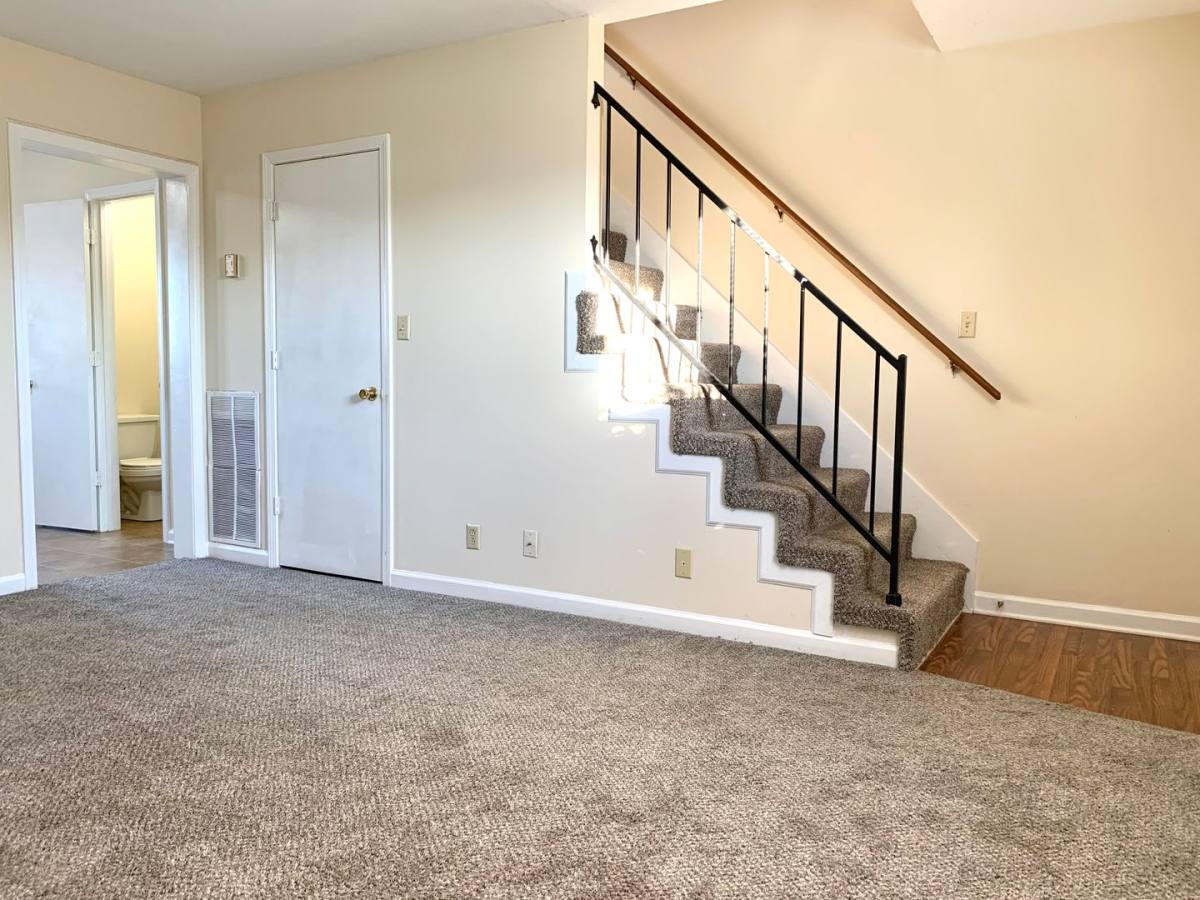 Apartment for rent at 359 Peabody Dr, Clarksville, TN 37042