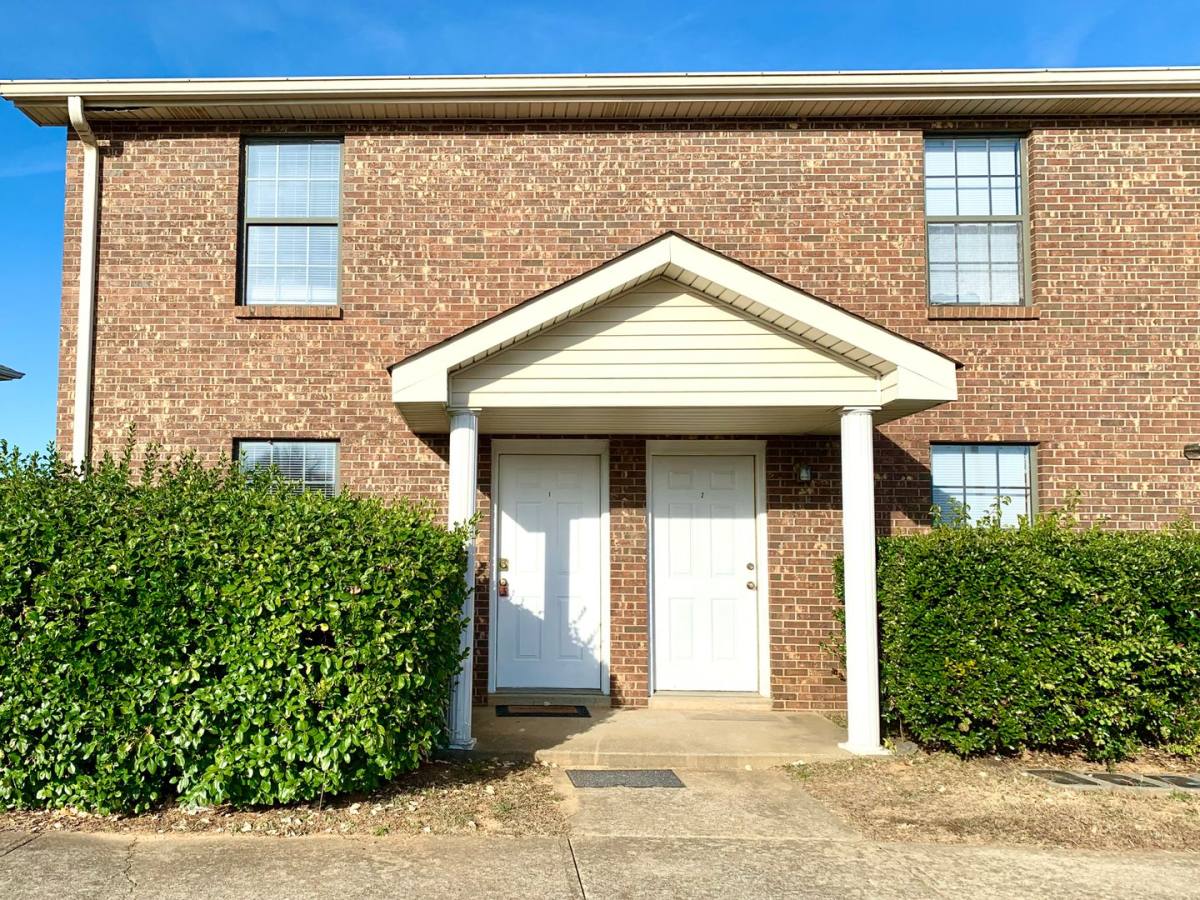 Apartment for rent at 359 Peabody Dr, Clarksville, TN 37042