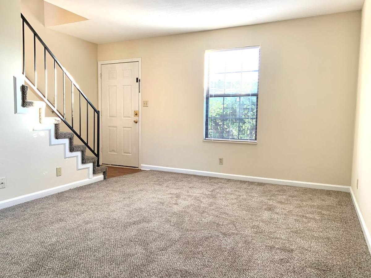 Apartment for rent at 359 Peabody Dr, Clarksville, TN 37042