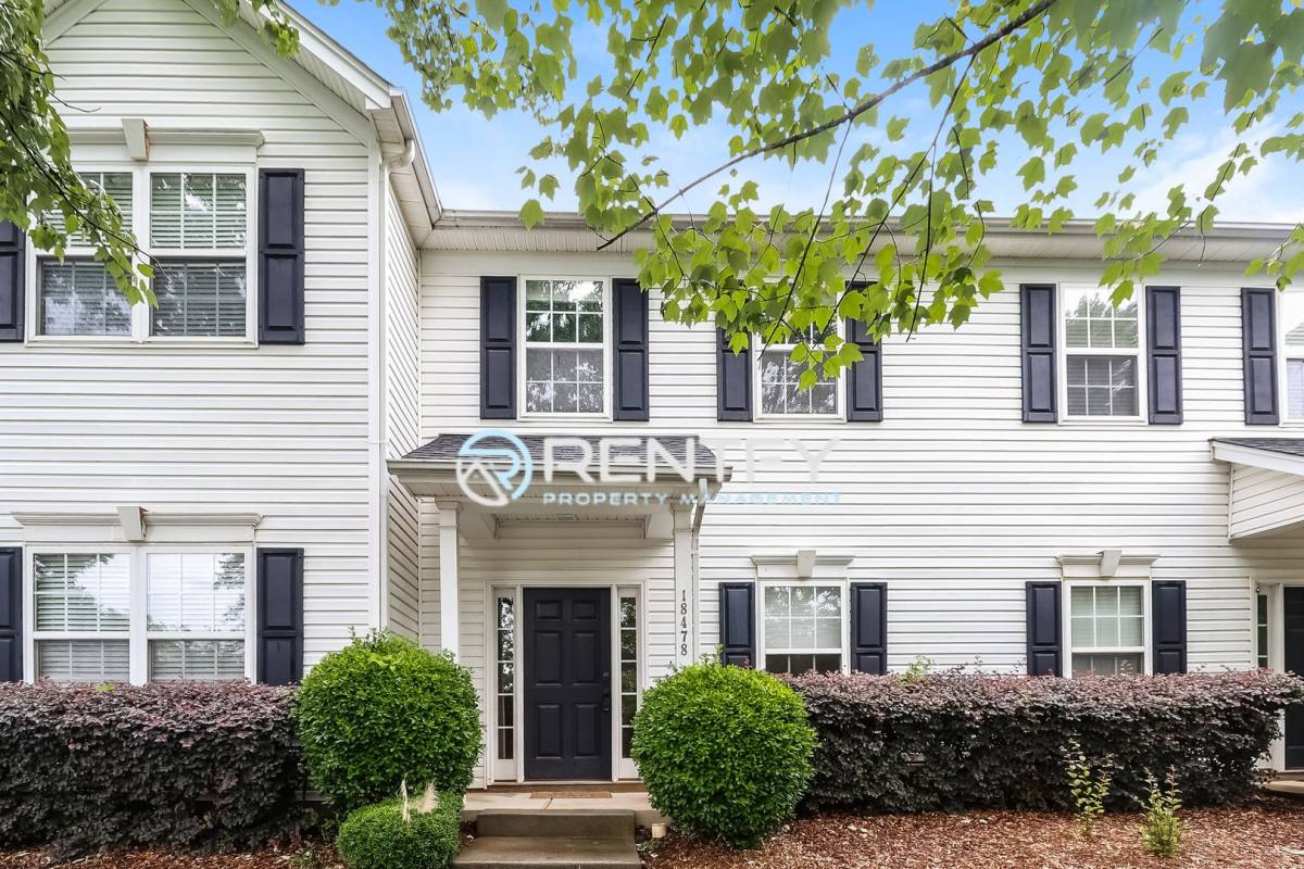 Townhouse for rent at 18478 Streamline Court, Cornelius, NC 28031