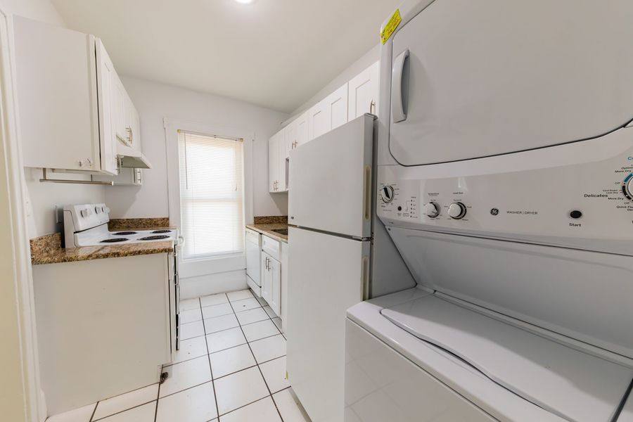 Apartment for rent at 3002 W Sitios St #C, Tampa, FL 33629