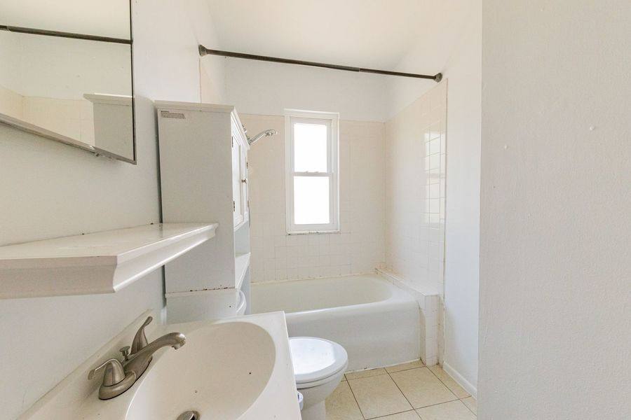 Apartment for rent at 3002 W Sitios St #C, Tampa, FL 33629