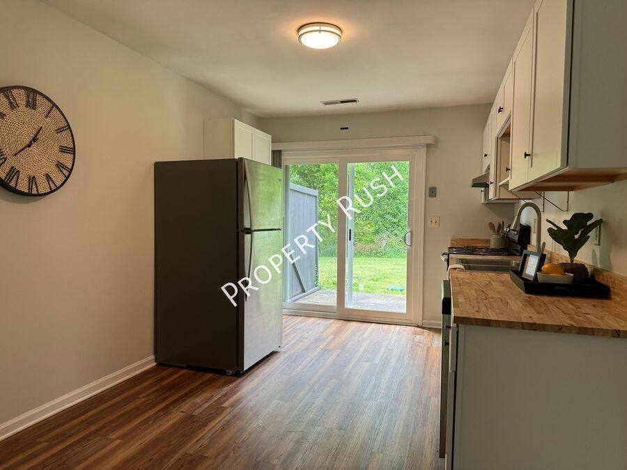 Apartment for rent at 8740 Millard Lee Lane, Chattanooga, TN 37416