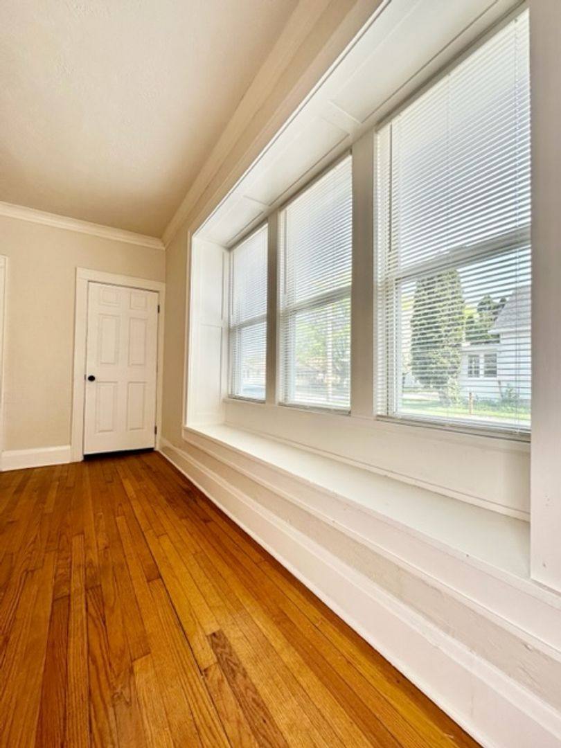 Townhouse for rent at 1152 Stuart St, Green Bay, WI 54301