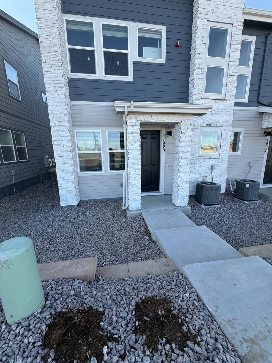 Townhouse for rent at 1929 Zephyr Rd, Fort Collins, CO 80528