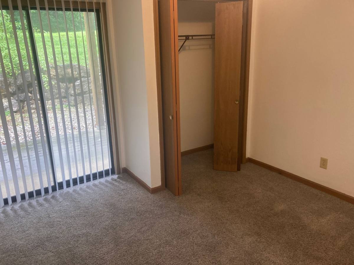 Apartment for rent at 852 Highway D, Osage Beach, MO 65065