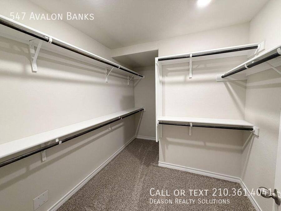 House for rent at 547 Avalon Banks, Cibolo, TX 78108