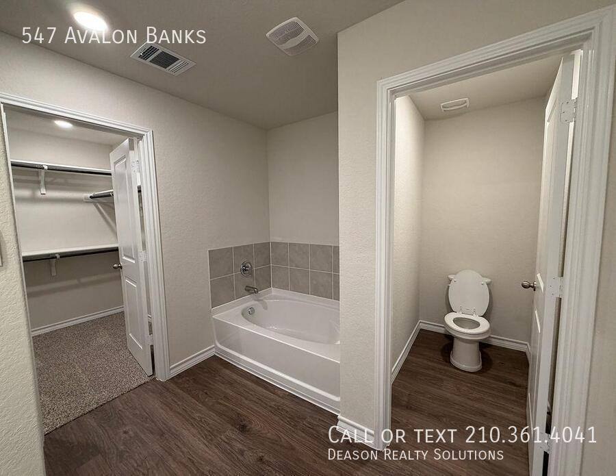 House for rent at 547 Avalon Banks, Cibolo, TX 78108