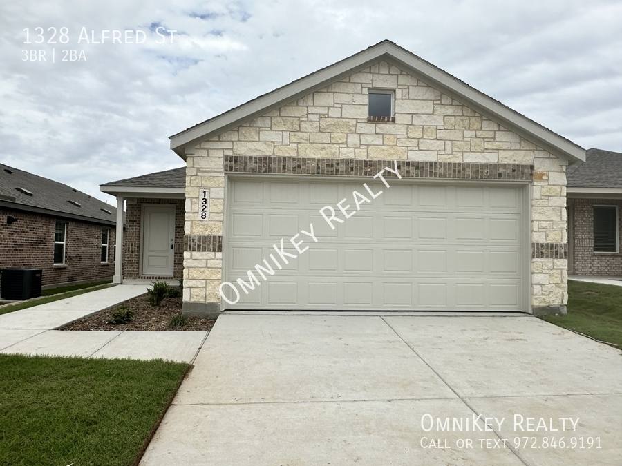 House for rent at 1328 Alfred St, Howe, TX 75459