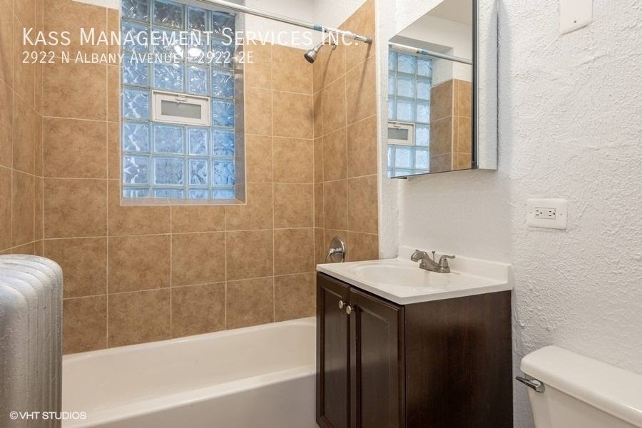 Apartment for rent at 2922 N Albany Ave #2E, Chicago, IL 60618