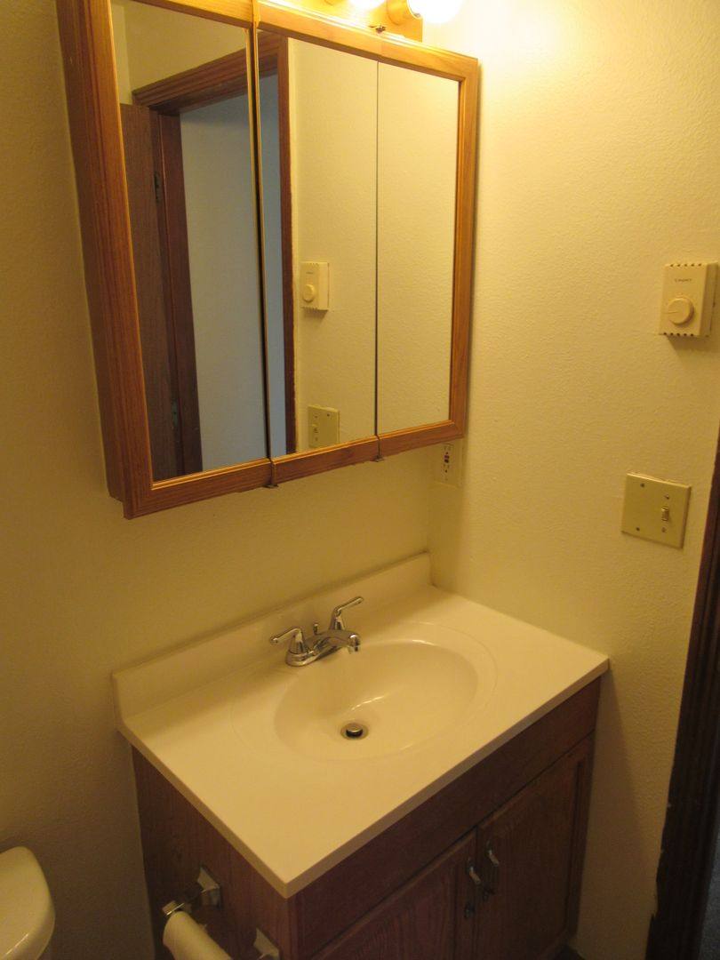 Apartment for rent at 1537 Commercial St SE, Salem, OR 97302