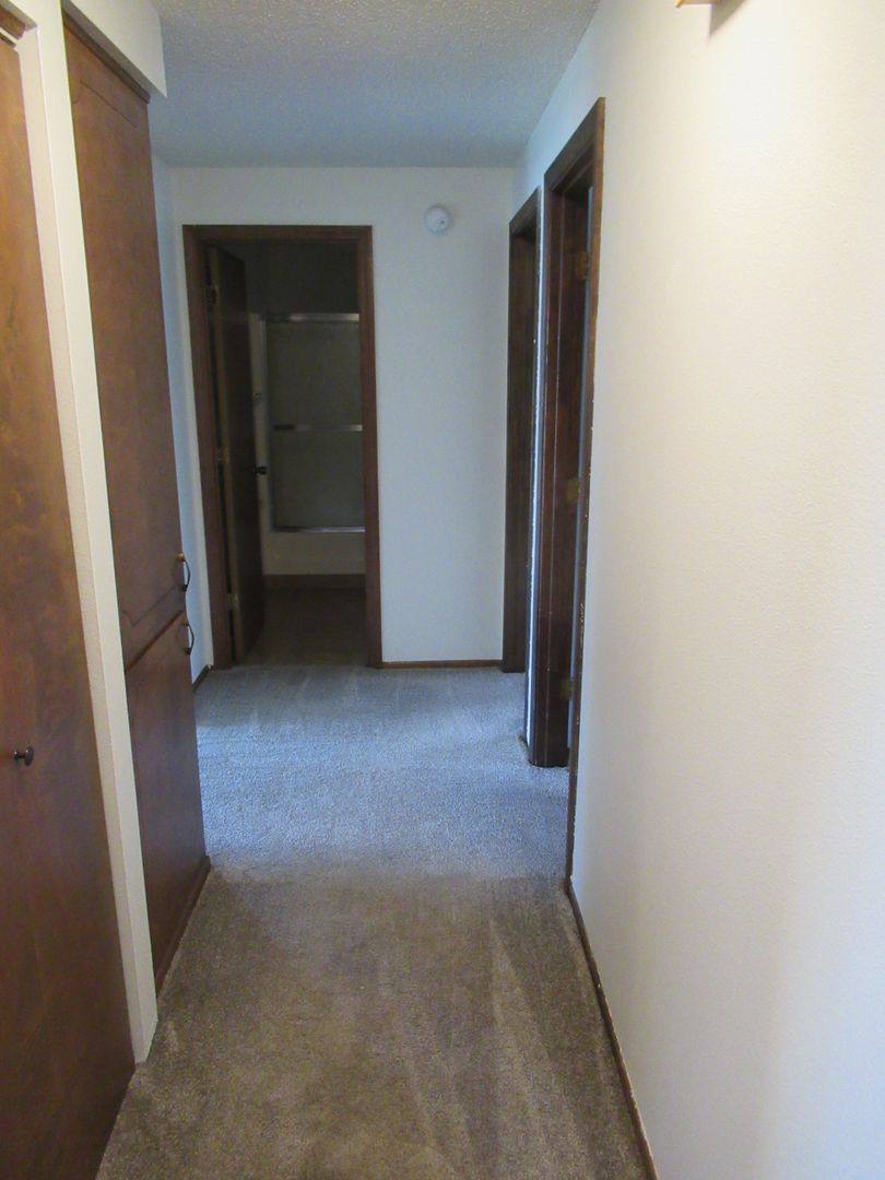 Apartment for rent at 1537 Commercial St SE, Salem, OR 97302