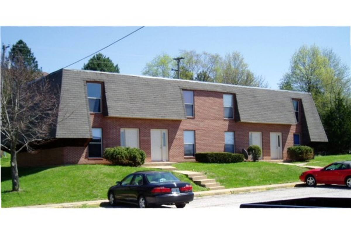 Apartment for rent at 1318 Truman Ave, Rolla, MO 65401