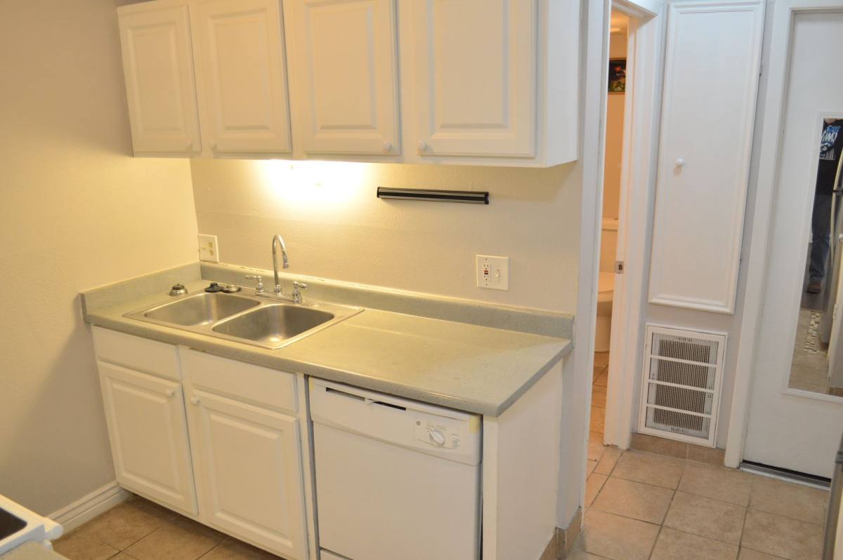 Condo for rent at 88 W 115 N #Q16, Centerville, UT 84014