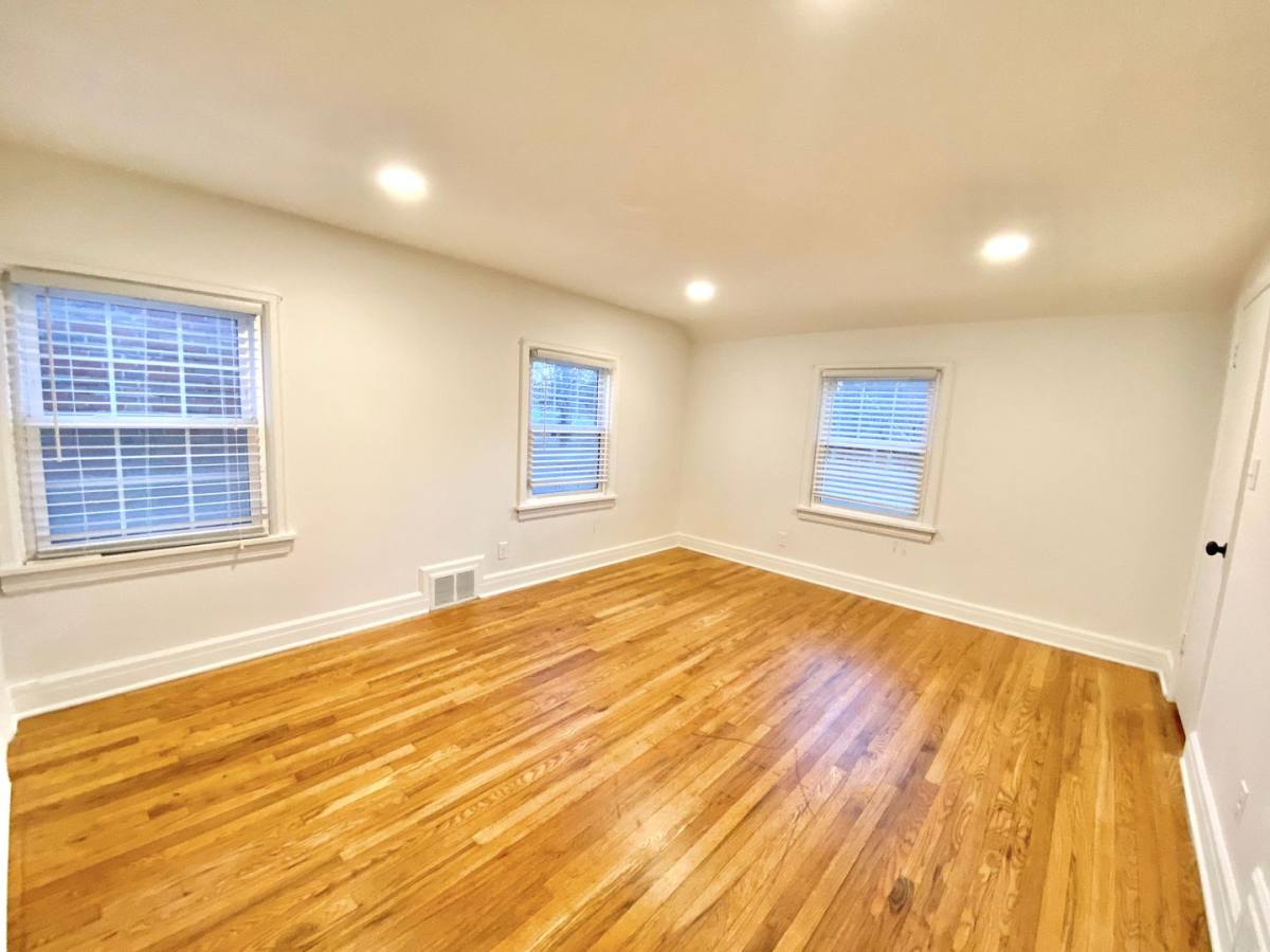 House for rent at 659 S McCann Ave, Springfield, MO 65804