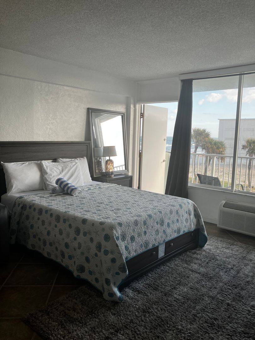 Apartment for rent at 800 N Atlantic Ave, Daytona Beach, FL 32118