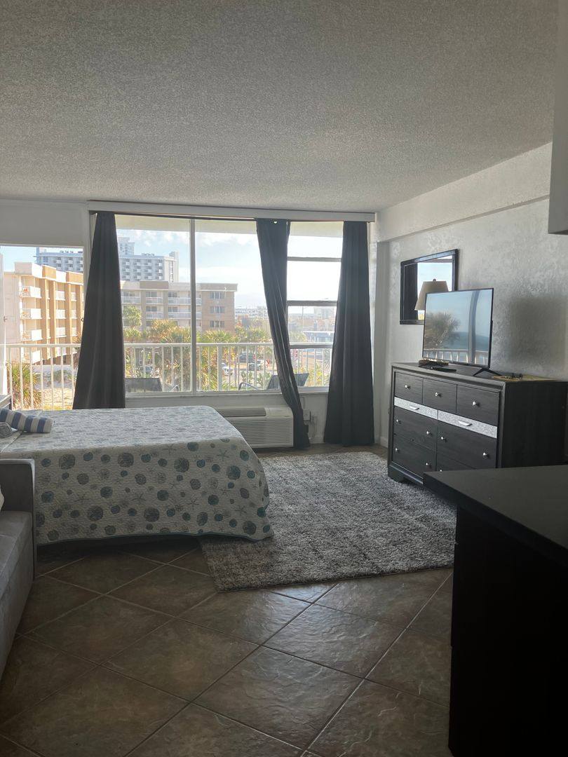 Apartment for rent at 800 N Atlantic Ave, Daytona Beach, FL 32118
