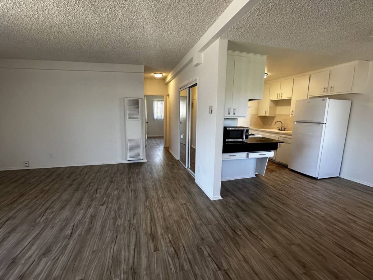 Apartment for rent at 1156 Alameda Ave, Glendale, CA 91201