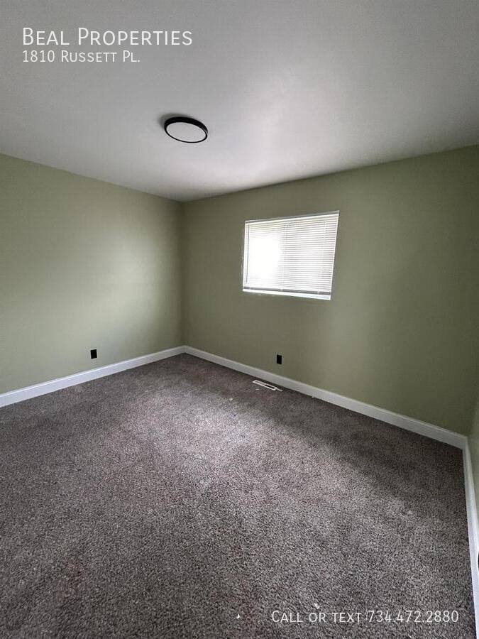 House for rent at 1810 Russett Place, Flint, MI 48504