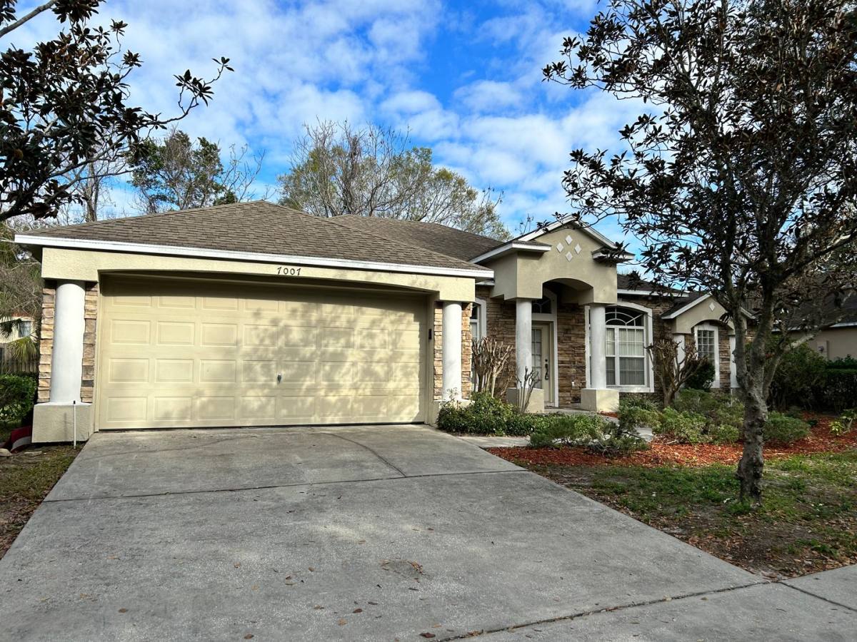 House for rent at 7007 Hiawassee Overlook Dr, Orlando, FL 32835