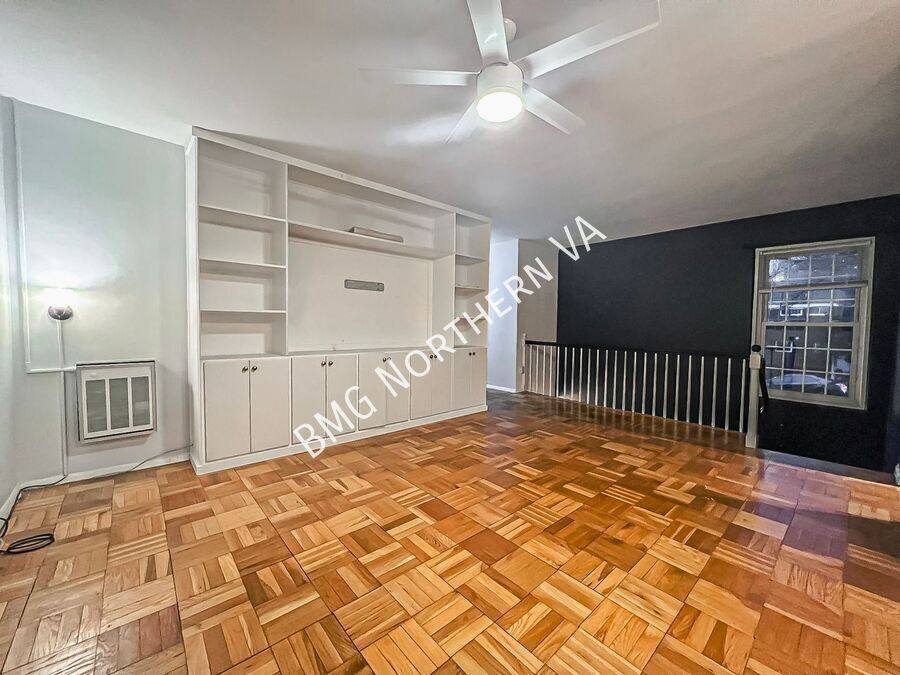 House for rent at 3592 Martha Custis Dr #303, Alexandria, VA 22302