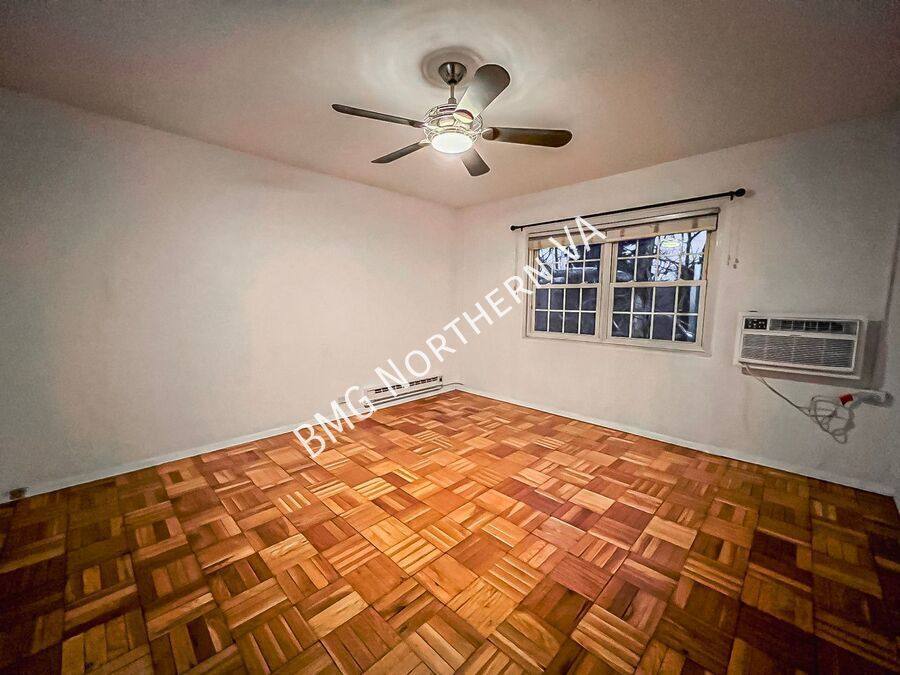 House for rent at 3592 Martha Custis Dr #303, Alexandria, VA 22302