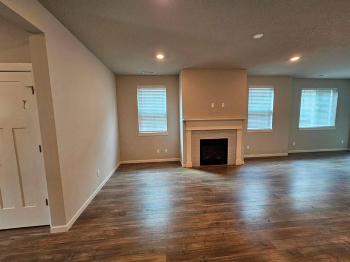 House for rent at 3915 Lindburg Rd SE, Salem, OR 97302