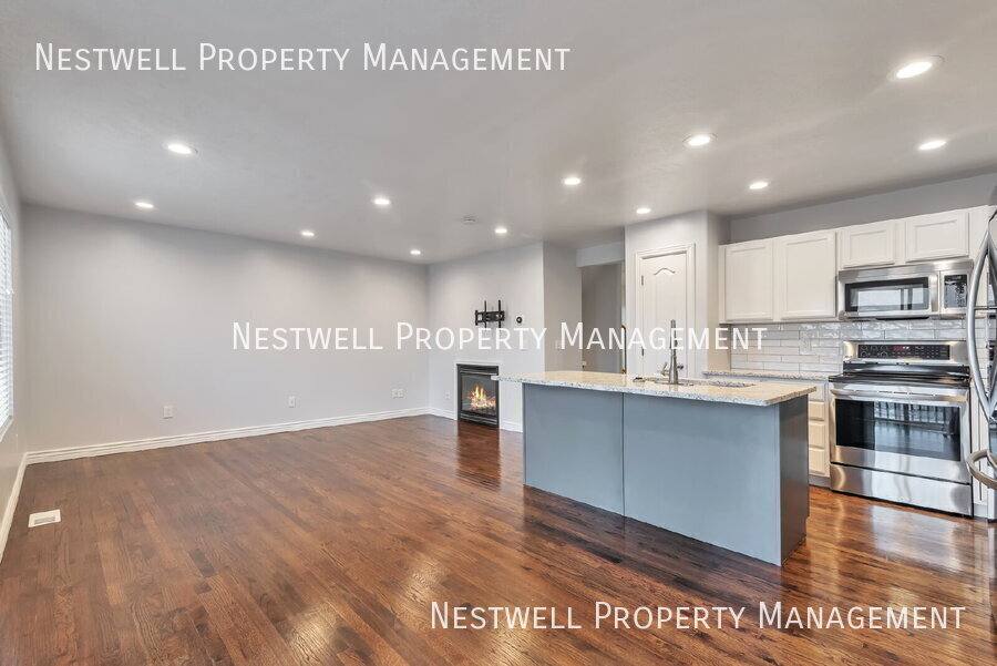 Townhouse for rent at 6737 S Bonham Lane, Salt Lake City, UT 84123