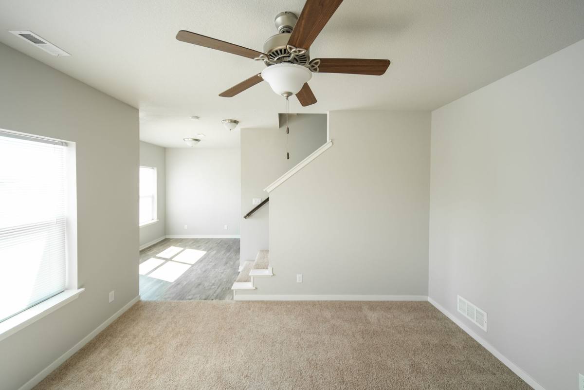 Townhouse for rent at 1655 98th St, West Des Moines, IA 50266