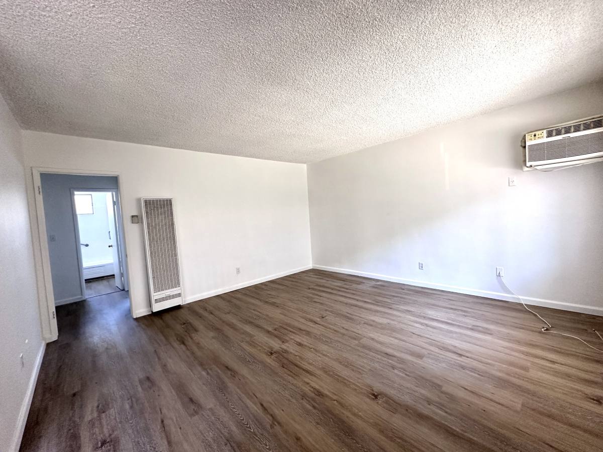 Apartment for rent at 365 W Milford St #3, Glendale, CA 91203