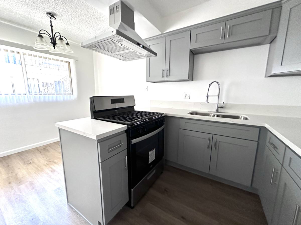 Apartment for rent at 365 W Milford St #3, Glendale, CA 91203