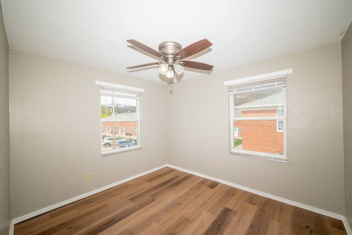 Townhouse for rent at 1942 Shiras Ave, Dubuque, IA 52001