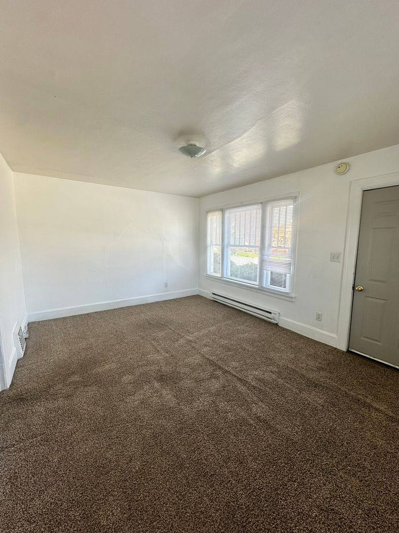 Apartment for rent at 801 Kittitas St, Wenatchee, WA 98801