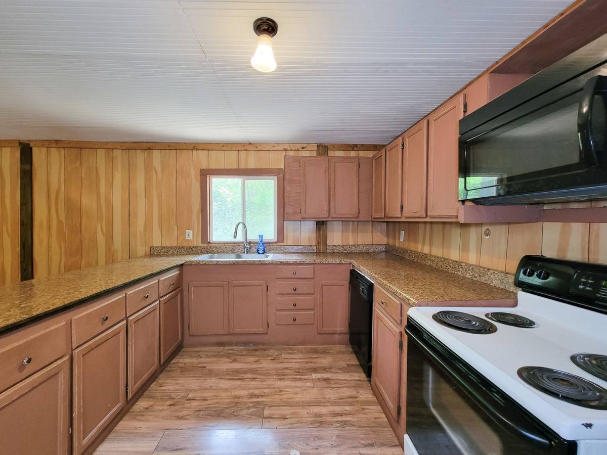 House for rent at 20272 Forest Woods, Montgomery, TX 77356