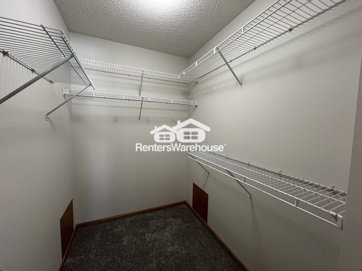 Townhouse for rent at 17343 River Birch Lane SE, Prior Lake, MN 55372