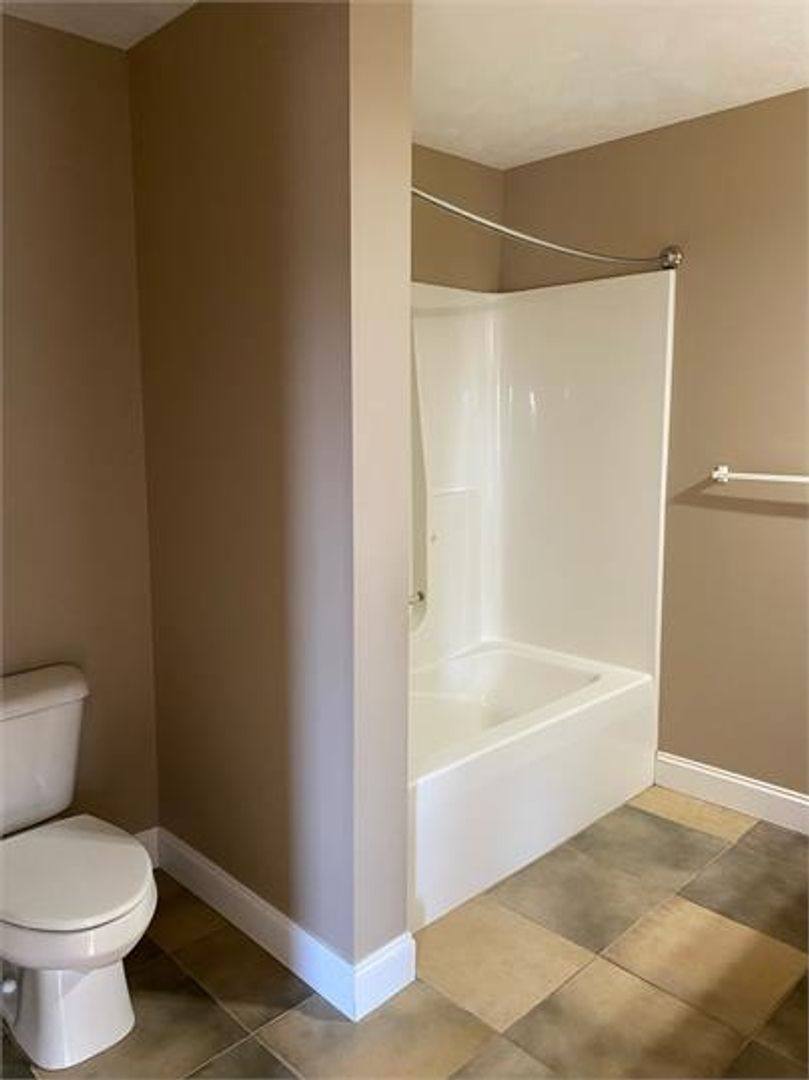 Apartment for rent at 100-114 Wintergreen Dr, Chatham, IL 62629